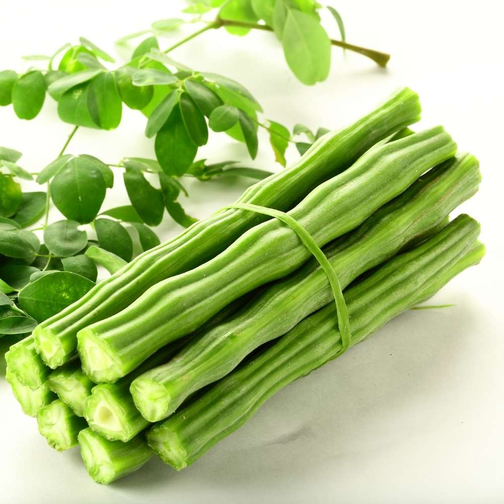 Fresh Drumsticks | Moringa Sticks 300g (3 - 4 Pieces) - 350g