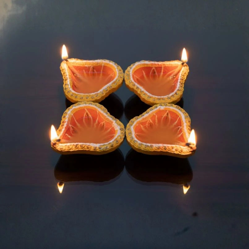 Diya Hand-Painted Fancy HP3- Set of 4 Pcs
